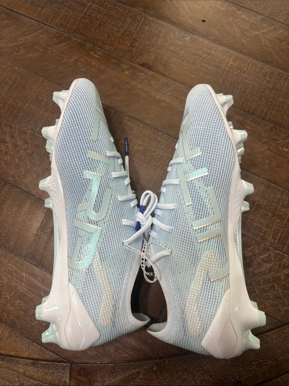 Puma Ultra 5 Ultimate Firm Ground Woman’s size 8